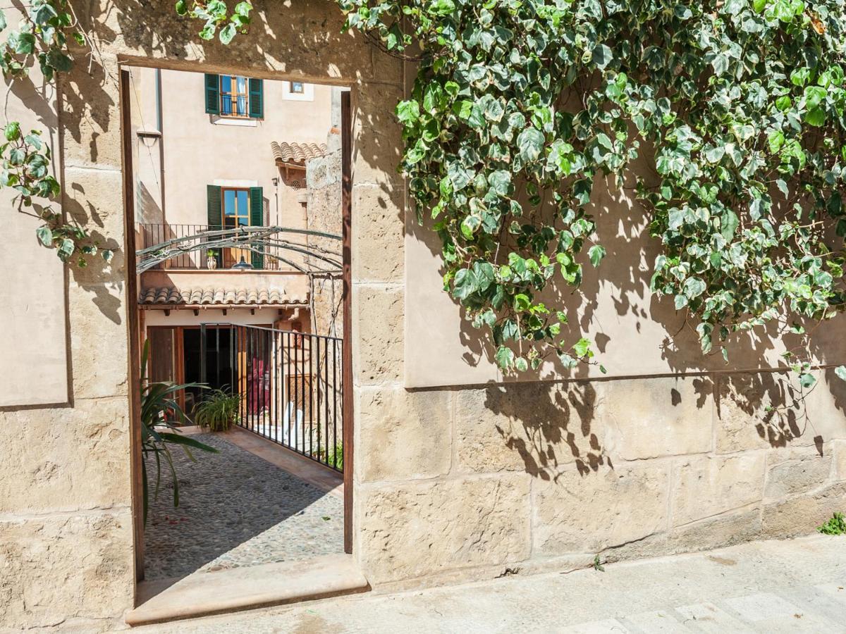 House Ca Na Blanca Holiday home